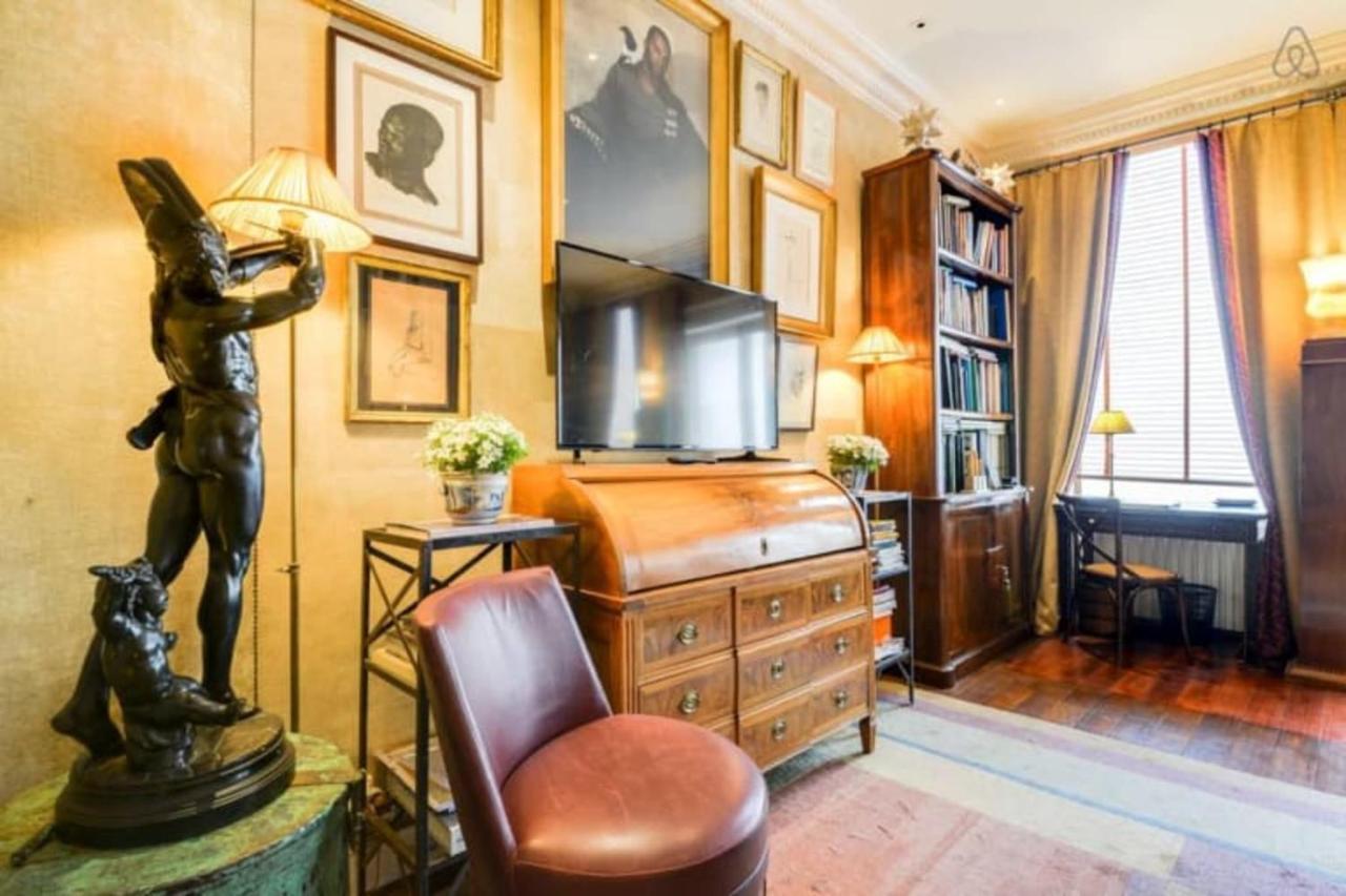 Guestready - Classic Parisian In Marais Appartement *