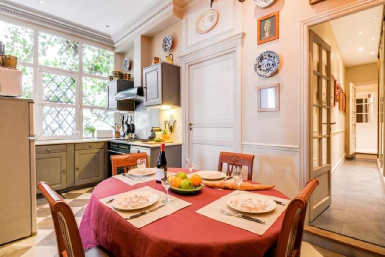 Guestready - Classic Parisian In Marais Parijs